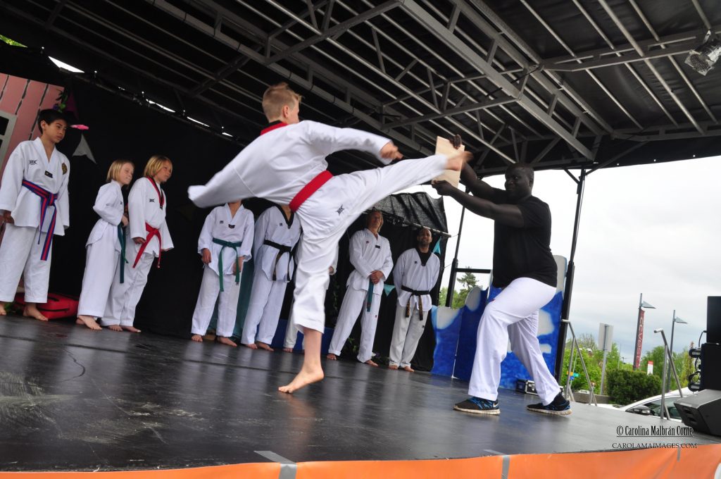 Tojang Taekwondo klubb imponerte med kampteknikker.